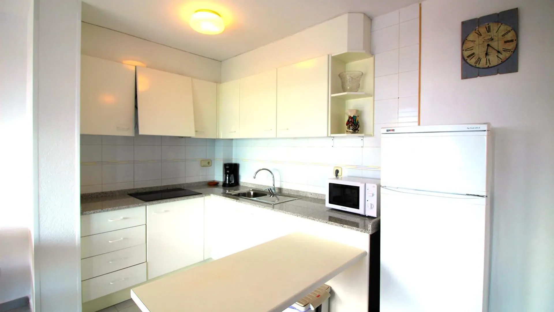Global Immo 2166 Rocmar Appartement Roses 0*,