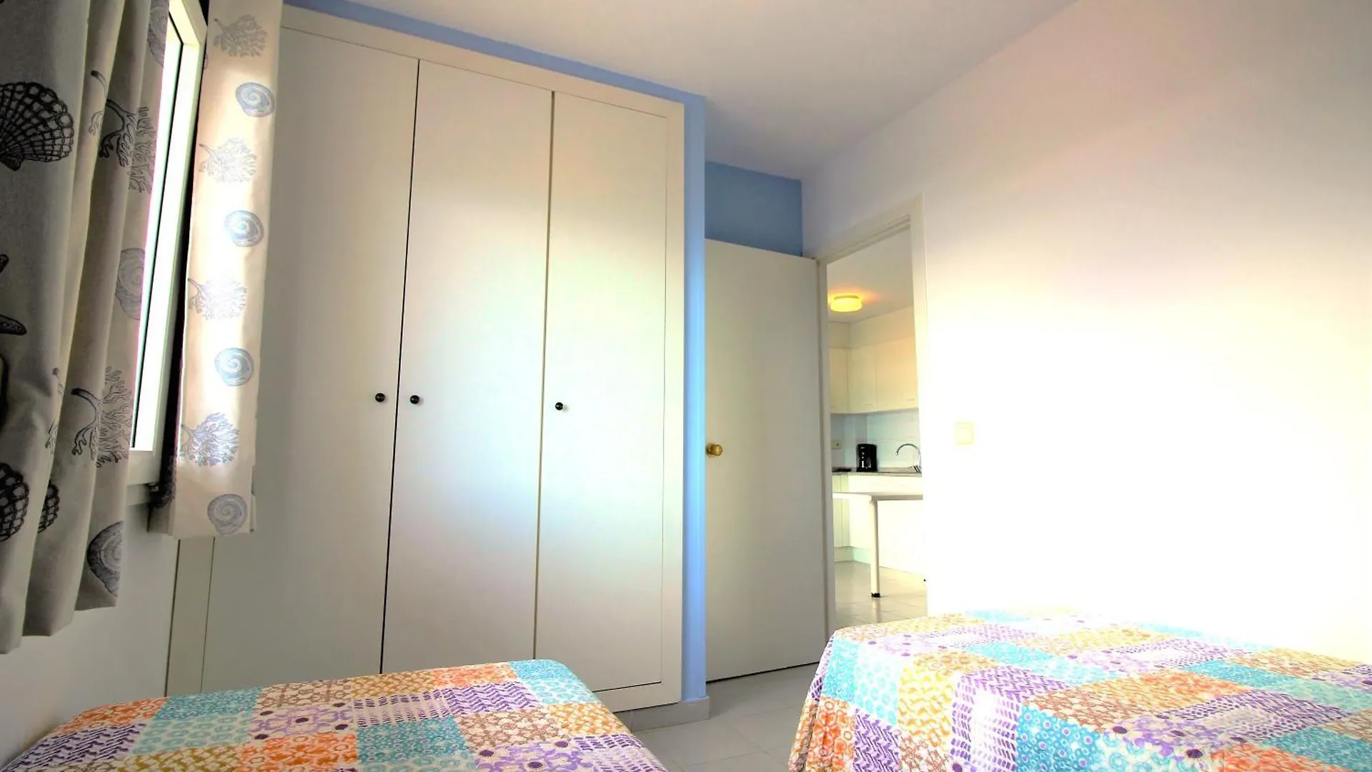 Global Immo 2166 Rocmar Apartamento Roses